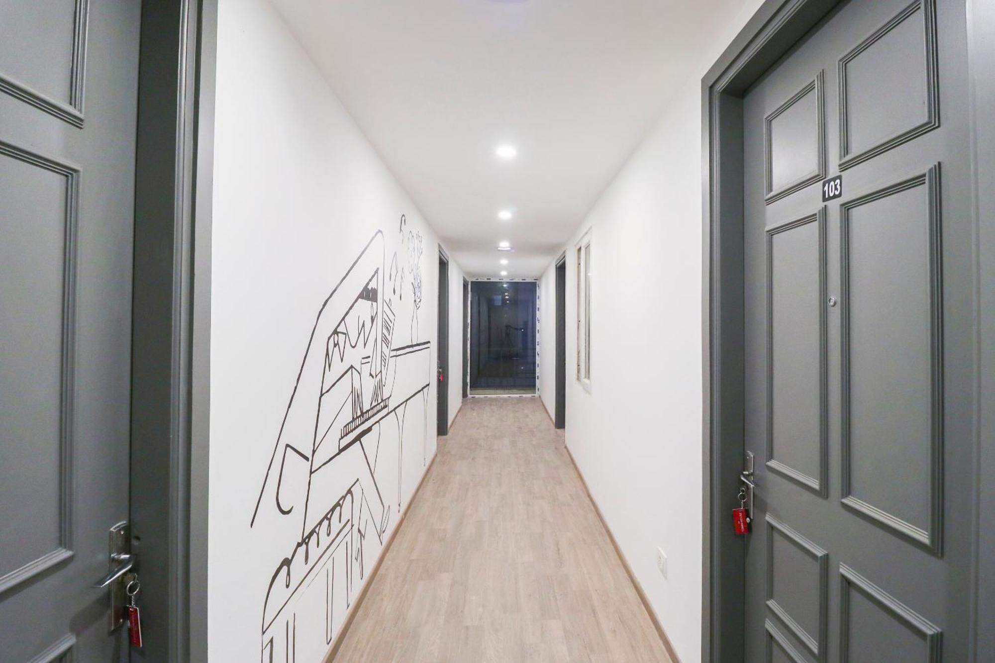 Townhouse Noida Sector 71 Near Iskcon Temple Noida Hotel Indirapuram Kültér fotó